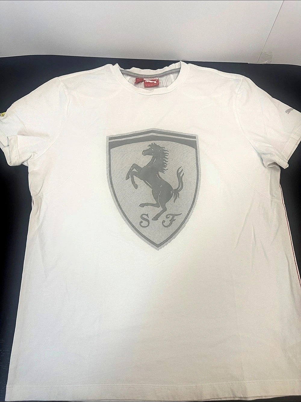 Puma Scuderia Ferrari Shield Logo T-Shirt Ferrari Shield Logo T-Shirt White XL